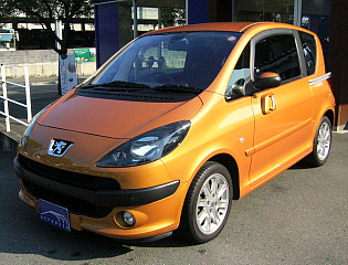 中古車「１００７　１．６」が仲間入り