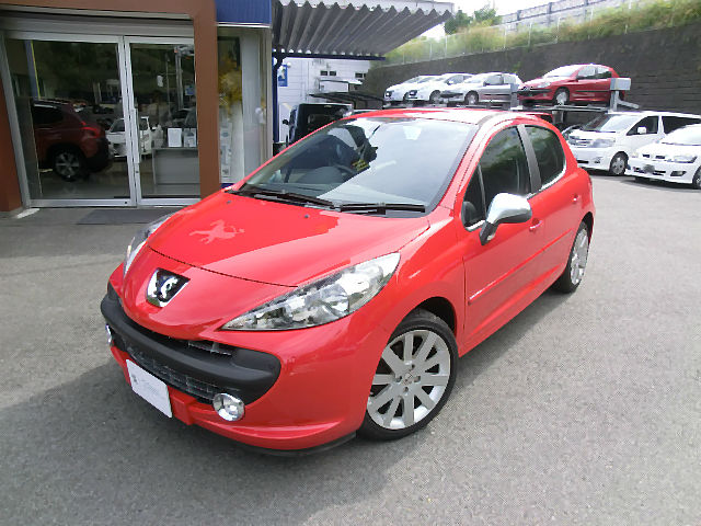中古車「 ２０７ フェリーヌ 」が仲間入り