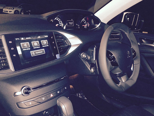 New PEUGEOT308