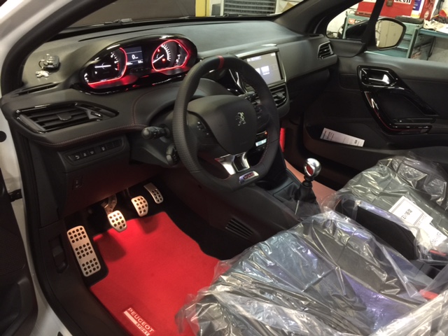 208 GTi 30th Anniversary