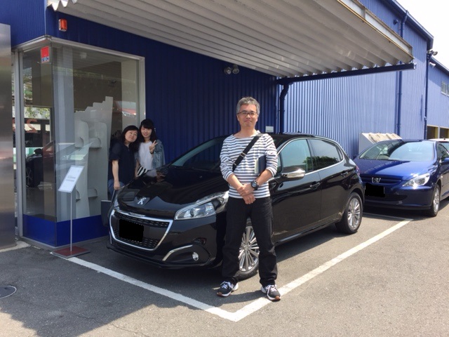 プジョー２０８Allureご納車