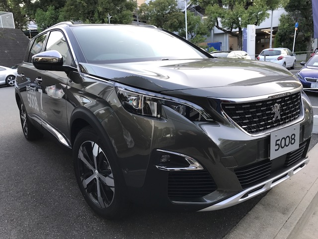 ☆ついにNEW SUV PEUGEOT 5008がやってまいりました！☆