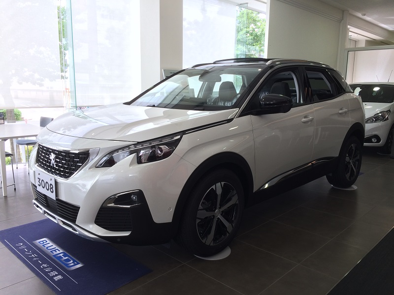 2センチスリムな 3008 BlueHDi Special Edition