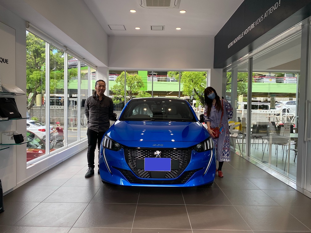 New208 GT LINE P.G.ROOF(ヴァーティゴブルー）ご納車