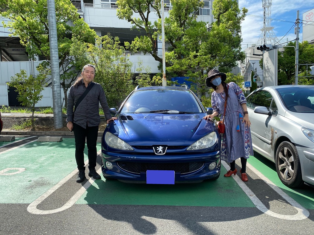 New208 GT LINE P.G.ROOF(ヴァーティゴブルー）ご納車