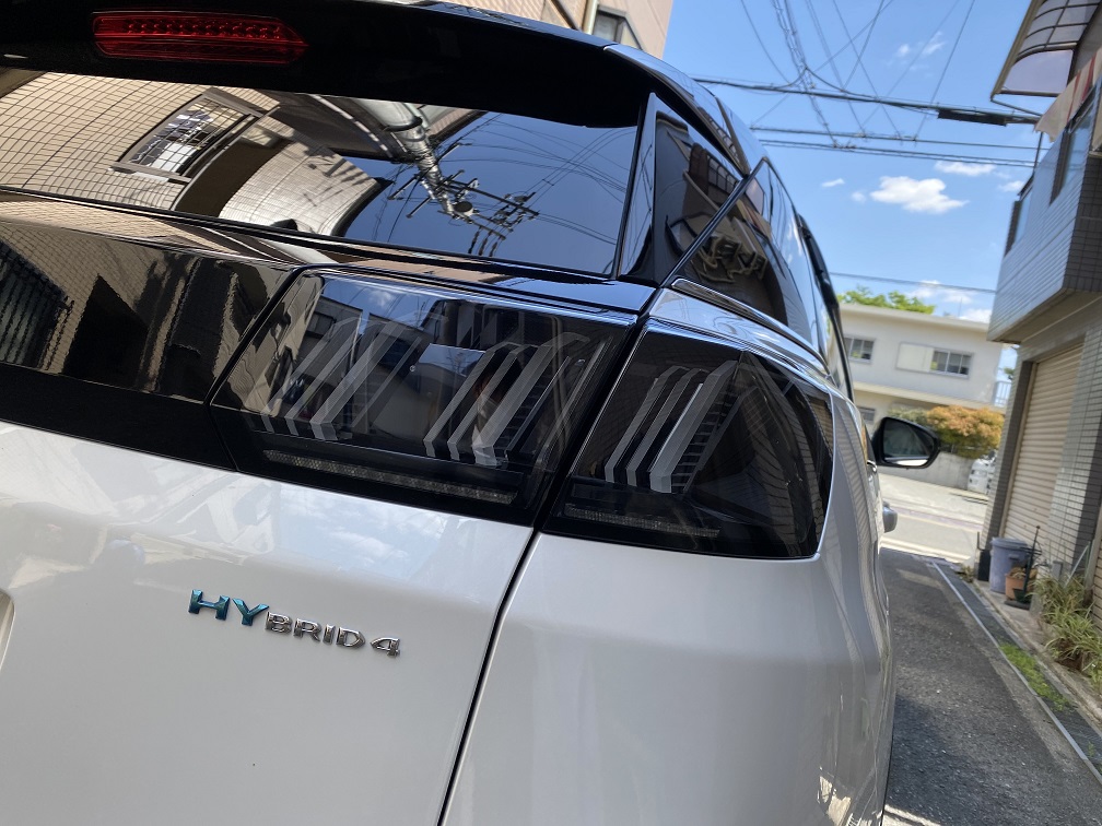 PEUGEOT 3008 GT HYBRID4 LEATHER PACKAGE