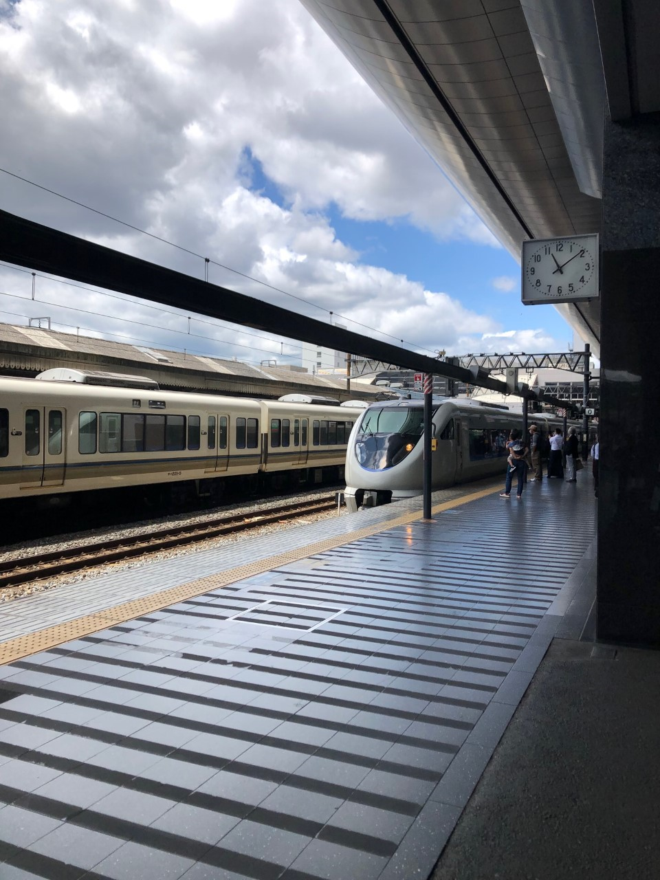 e-208回送