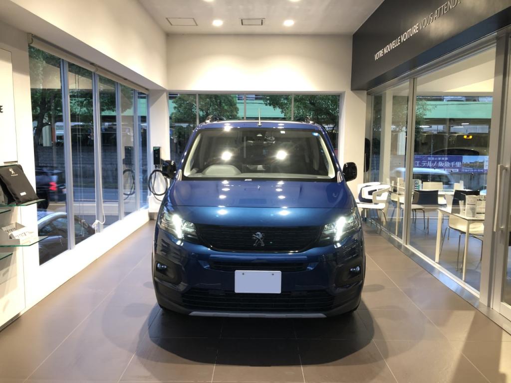 認定中古車情報　RIFTER