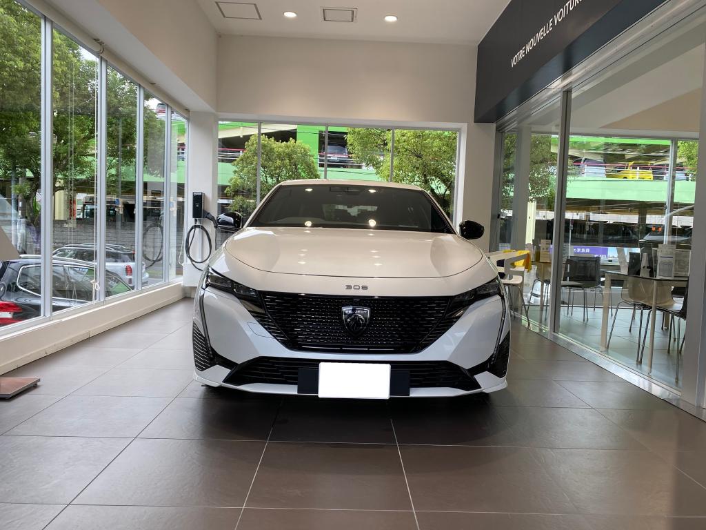 New PEUGEOT 308GT BlueHDi