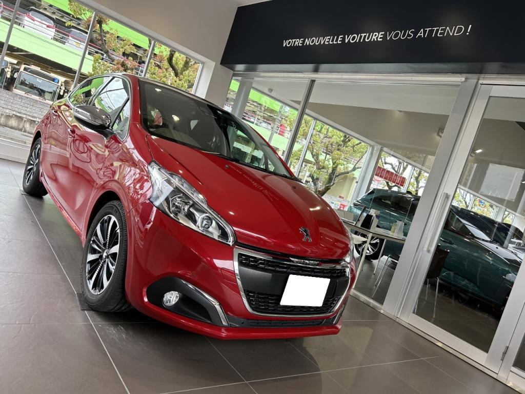 PEUGEOT 208 Allure FUN EDITION