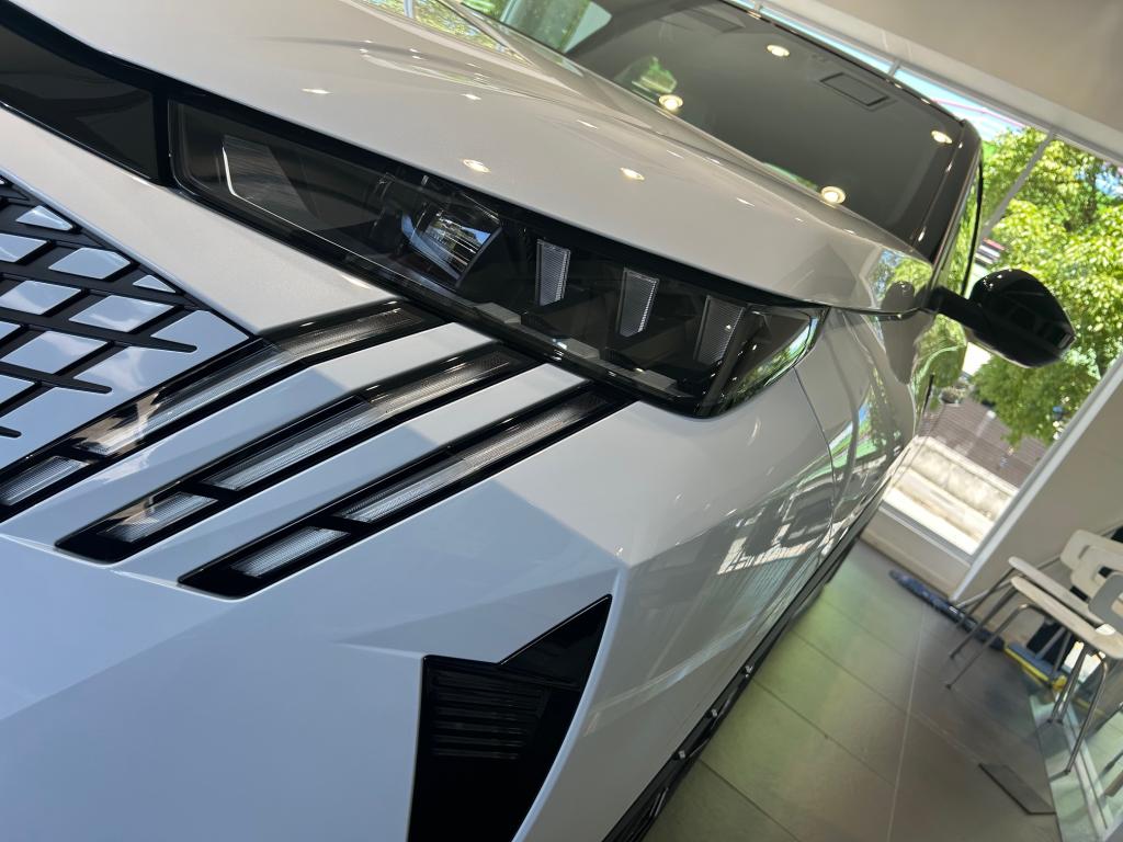 New 3008 GT HYBRID Alcantara PKG